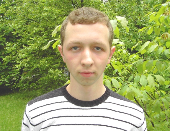 VĂZDĂUŢANU ANDREI, clasa XI, LT M.Eminescu, locul II, concurs republican, informatică